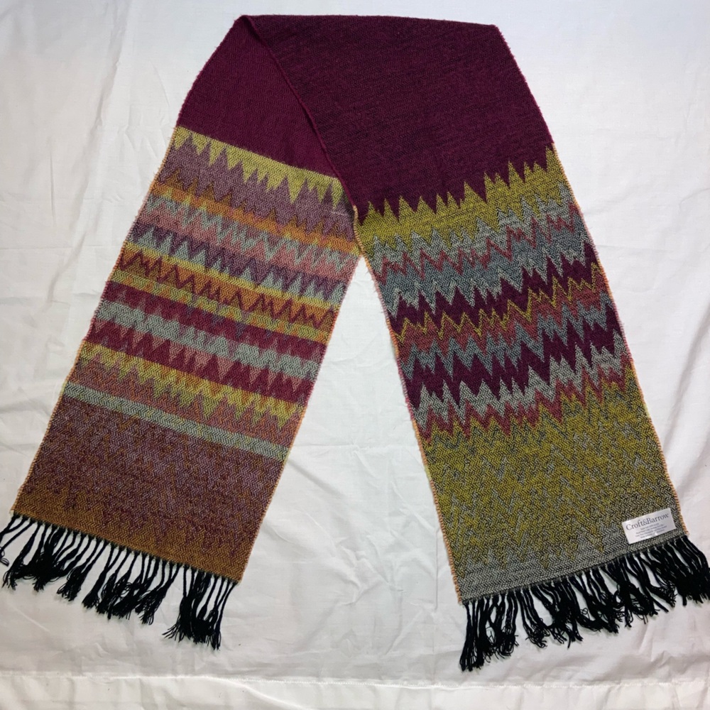 CROFT AND BARROW SCARF
